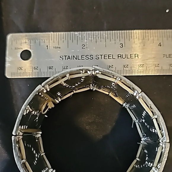 Cuff Bracelet black/silver - Picture 8 of 8